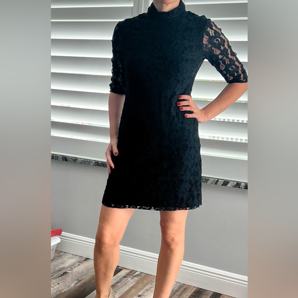 Black dress in mint condition. No stains or rips